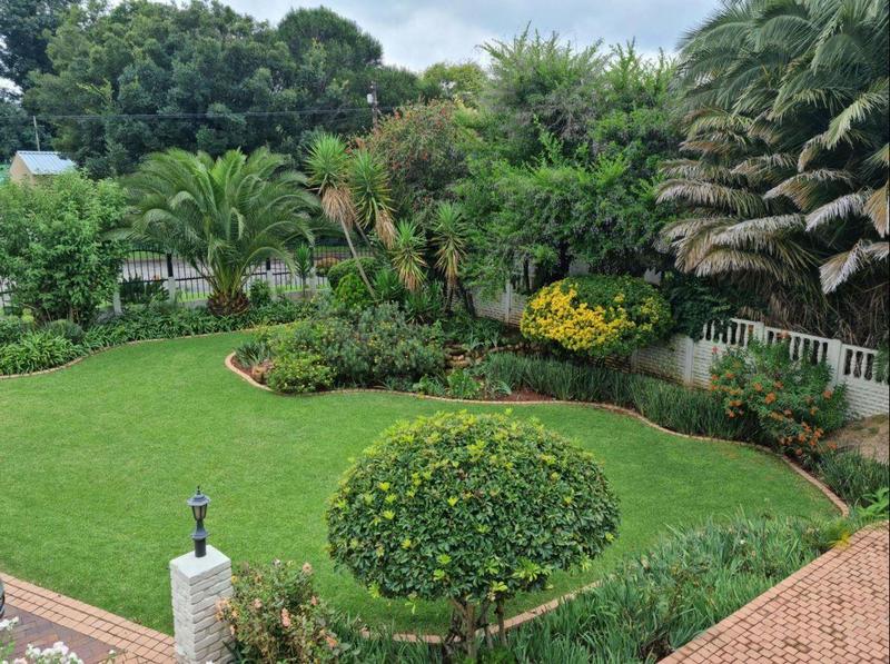 6 Bedroom Property for Sale in Fishers Hill Gauteng
