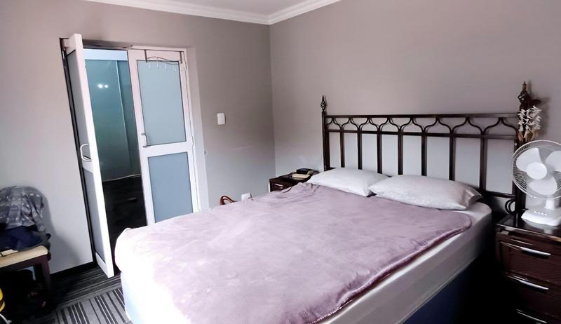6 Bedroom Property for Sale in Fishers Hill Gauteng