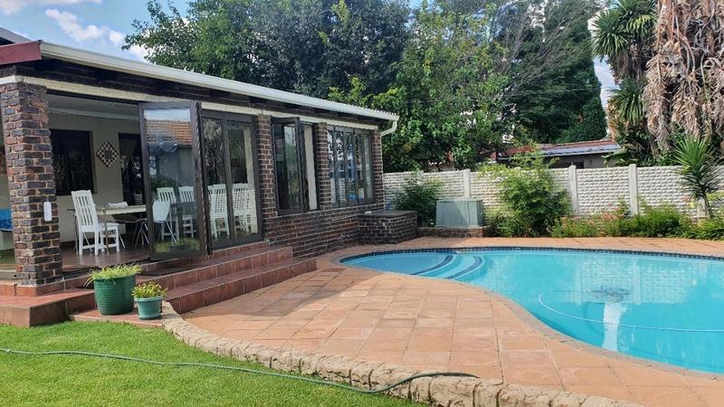 6 Bedroom Property for Sale in Fishers Hill Gauteng