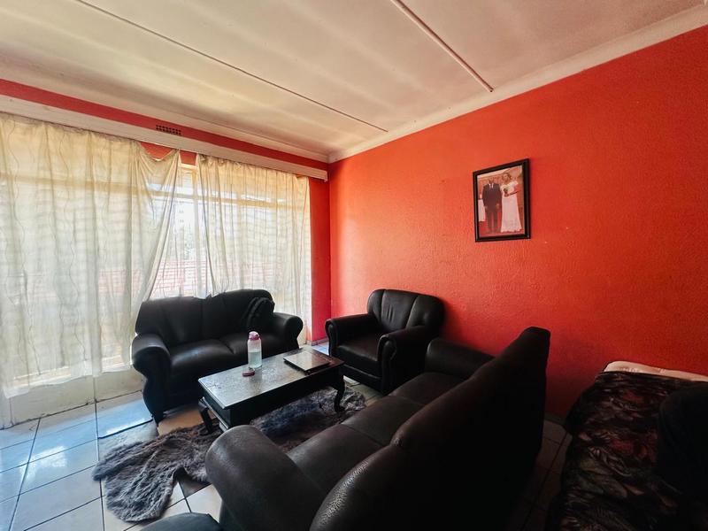 2 Bedroom Property for Sale in Germiston Station Gauteng