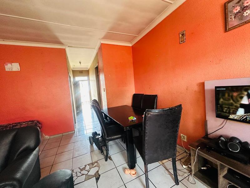 2 Bedroom Property for Sale in Germiston Station Gauteng