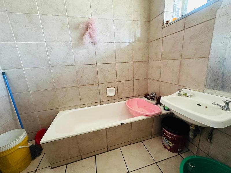 2 Bedroom Property for Sale in Germiston Station Gauteng