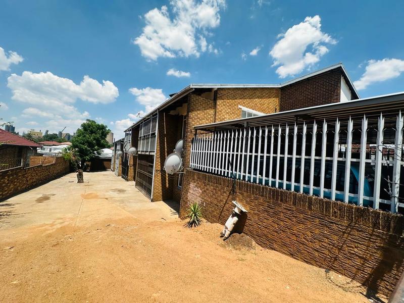 2 Bedroom Property for Sale in Germiston Station Gauteng