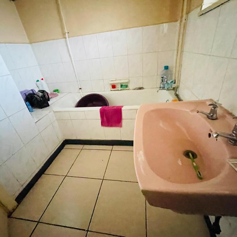 2 Bedroom Property for Sale in Germiston West Gauteng