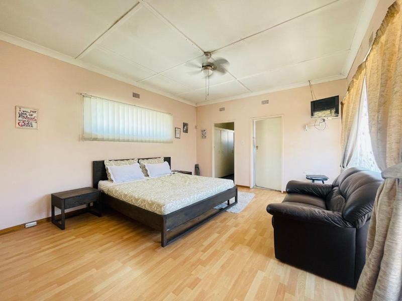5 Bedroom Property for Sale in Lambton Gauteng