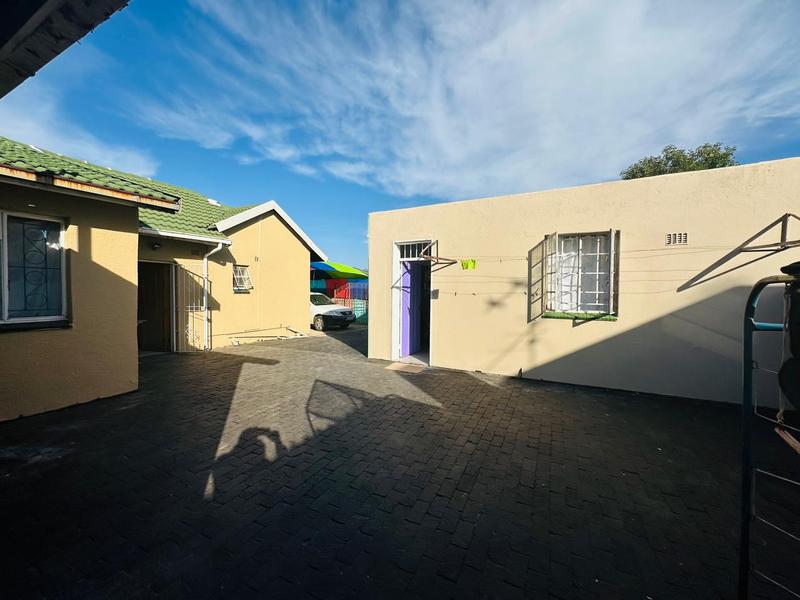 3 Bedroom Property for Sale in Lambton Gardens Gauteng