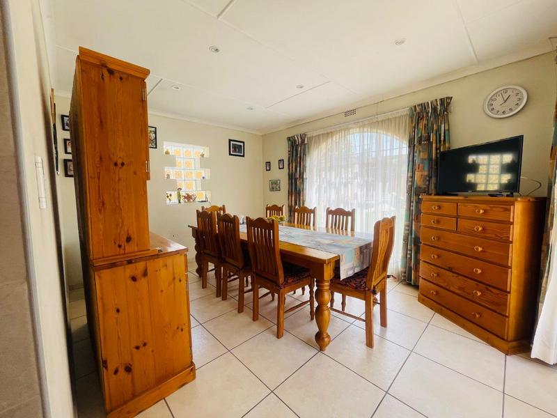 5 Bedroom Property for Sale in Primrose Gauteng