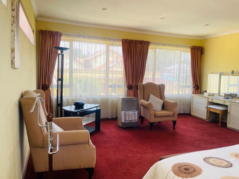 5 Bedroom Property for Sale in Primrose Gauteng