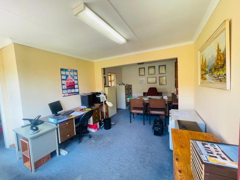 5 Bedroom Property for Sale in Primrose Gauteng