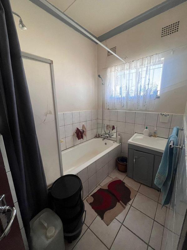 3 Bedroom Property for Sale in Wannenburghoogte Gauteng