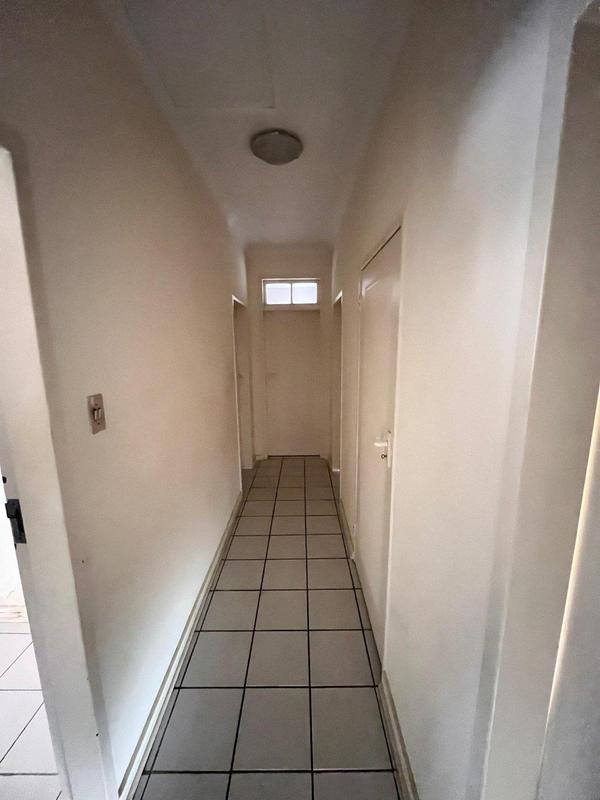 8 Bedroom Property for Sale in Wychwood Gauteng