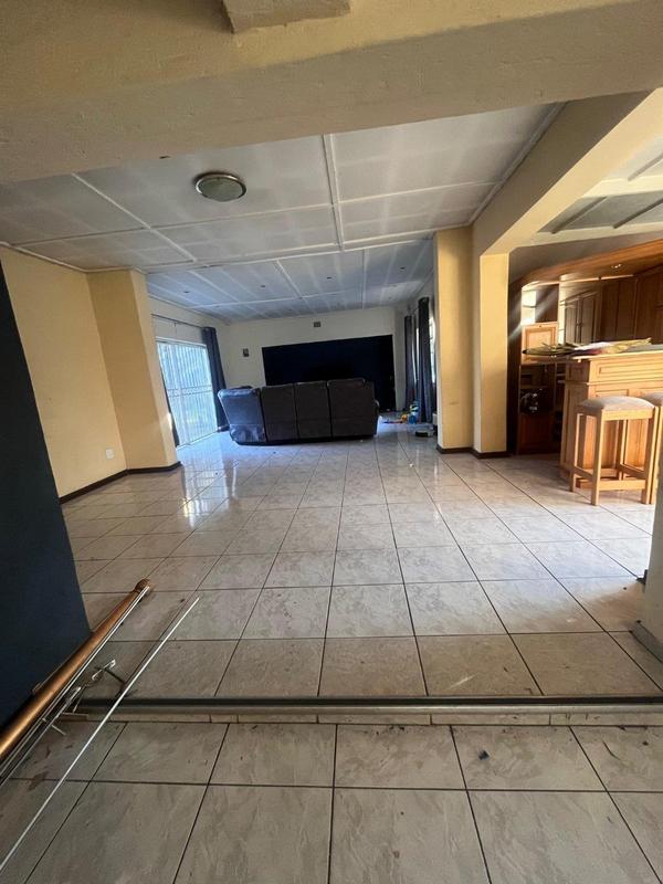 3 Bedroom Property for Sale in Wychwood Gauteng