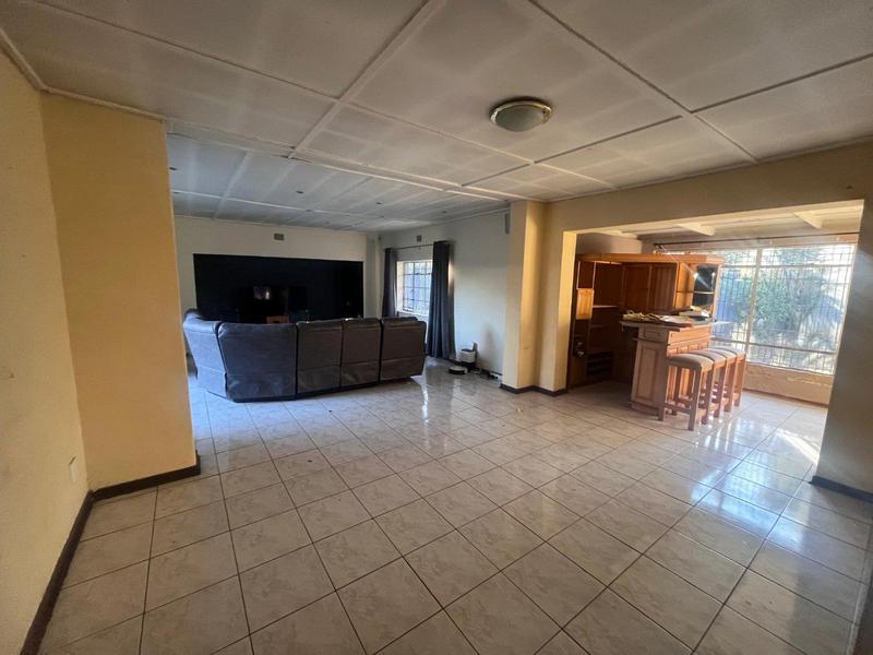 3 Bedroom Property for Sale in Wychwood Gauteng