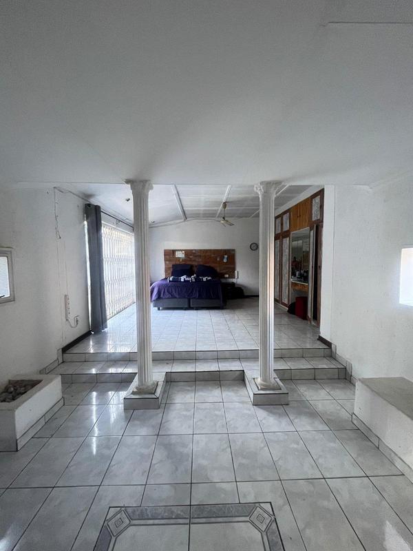 3 Bedroom Property for Sale in Wychwood Gauteng