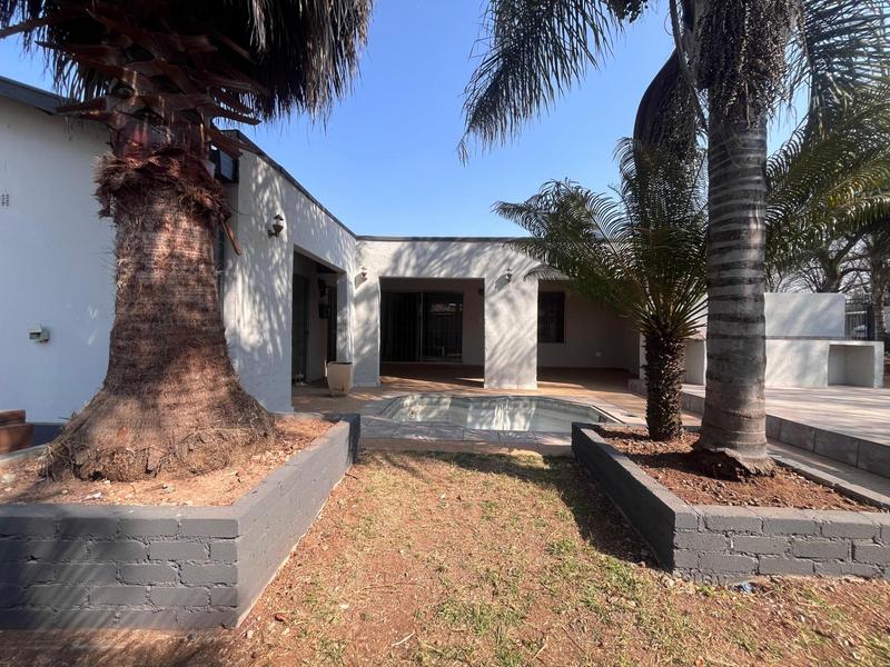4 Bedroom Property for Sale in Wychwood Gauteng