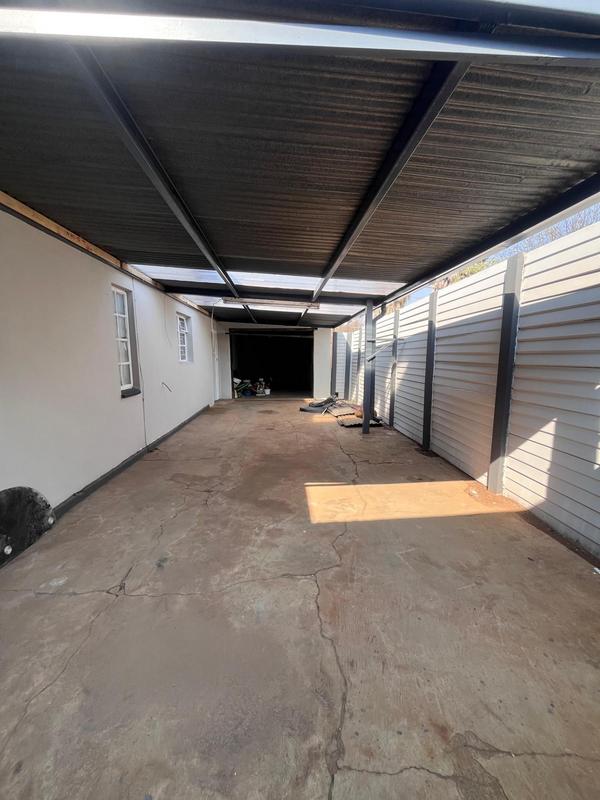 4 Bedroom Property for Sale in Wychwood Gauteng