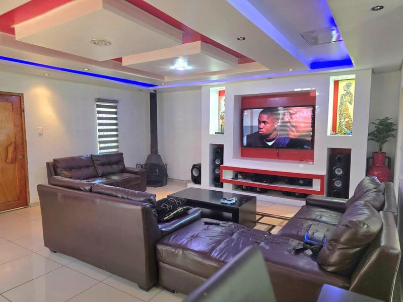 4 Bedroom Property for Sale in Birch Acres Gauteng