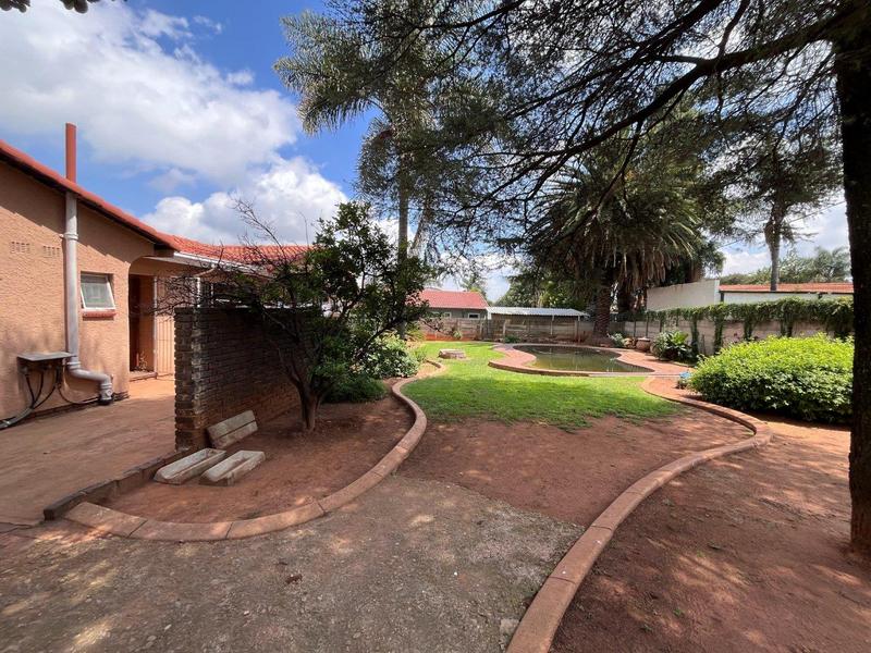3 Bedroom Property for Sale in Birch Acres Gauteng