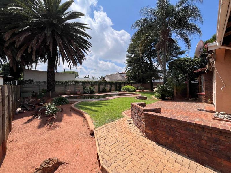 3 Bedroom Property for Sale in Birch Acres Gauteng