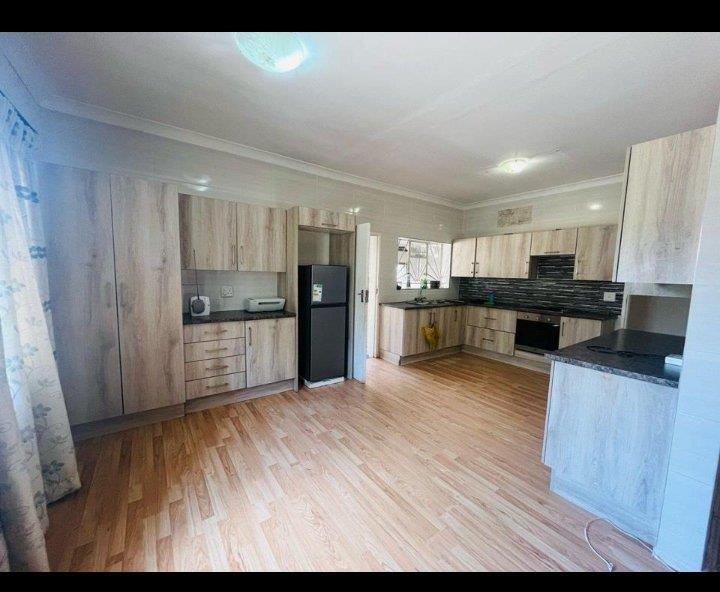 4 Bedroom Property for Sale in Birchleigh Gauteng