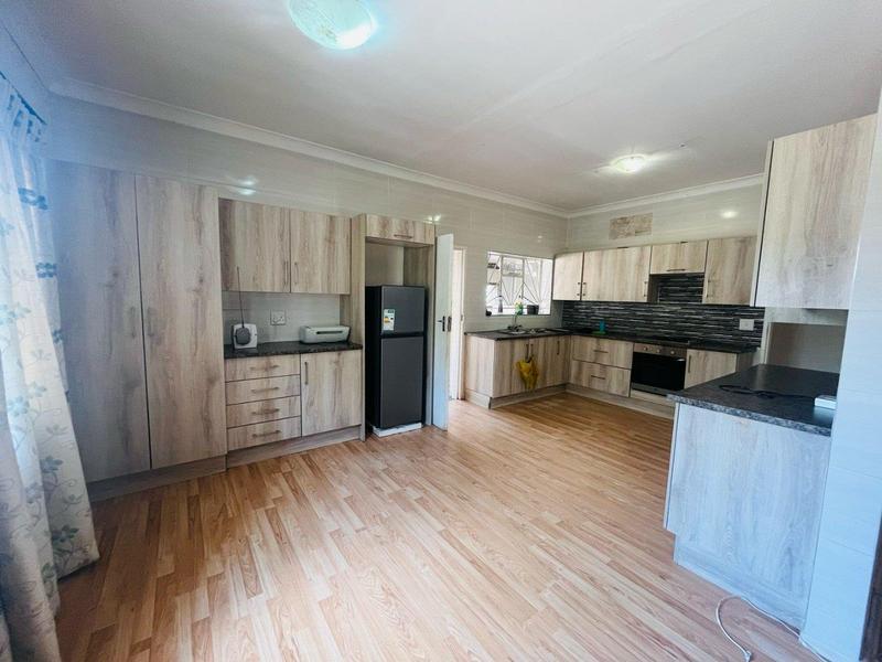 4 Bedroom Property for Sale in Birchleigh Gauteng