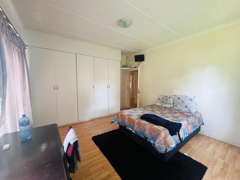 4 Bedroom Property for Sale in Birchleigh Gauteng