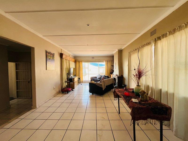 3 Bedroom Property for Sale in Croydon Gauteng