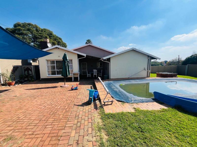 3 Bedroom Property for Sale in Croydon Gauteng