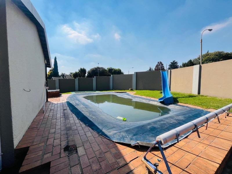 3 Bedroom Property for Sale in Croydon Gauteng