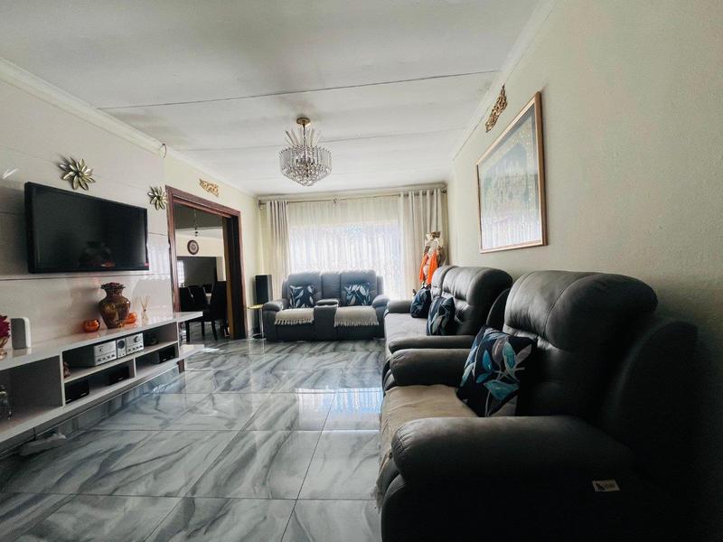 4 Bedroom Property for Sale in Croydon Gauteng