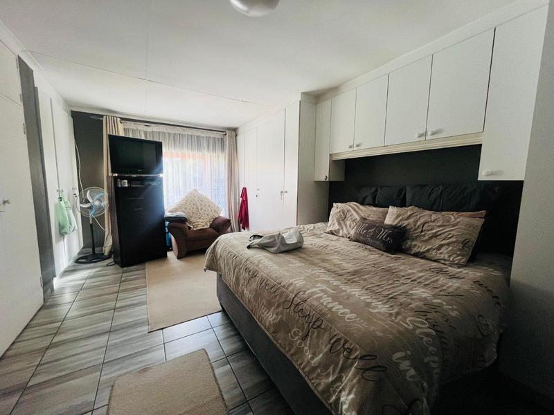 4 Bedroom Property for Sale in Croydon Gauteng