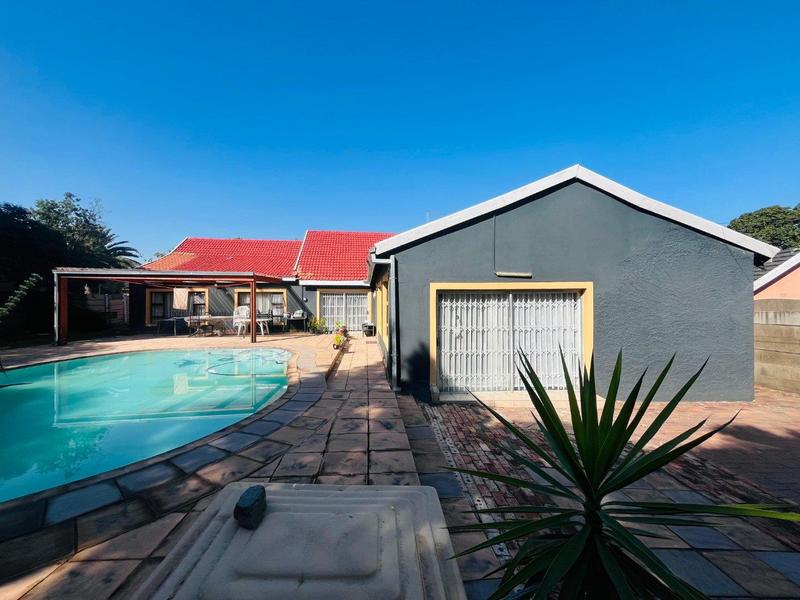 4 Bedroom Property for Sale in Croydon Gauteng