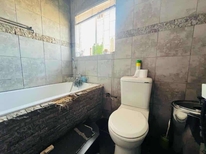 3 Bedroom Property for Sale in Croydon Gauteng