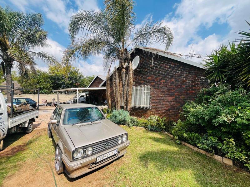 3 Bedroom Property for Sale in Croydon Gauteng