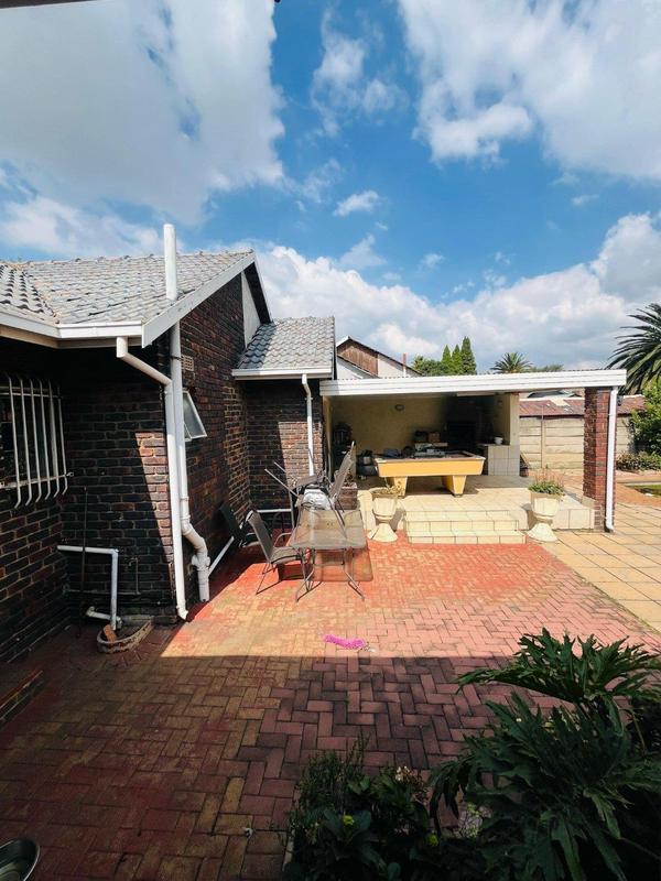 3 Bedroom Property for Sale in Croydon Gauteng