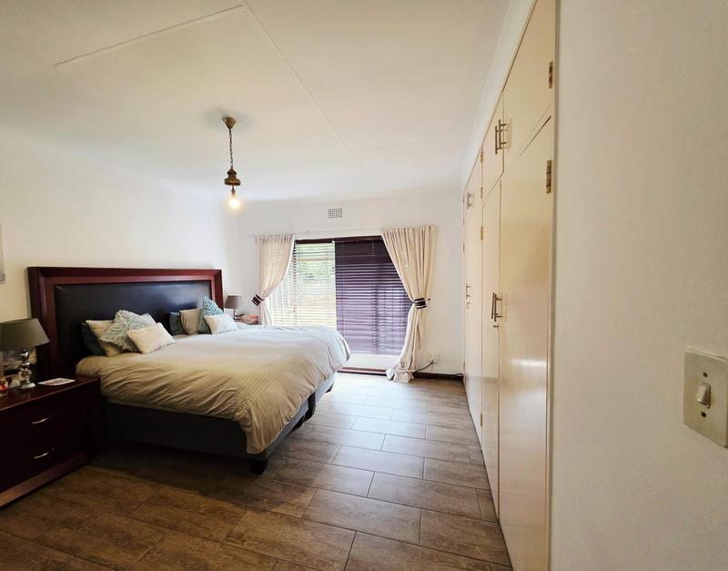 4 Bedroom Property for Sale in Glen Marais Gauteng