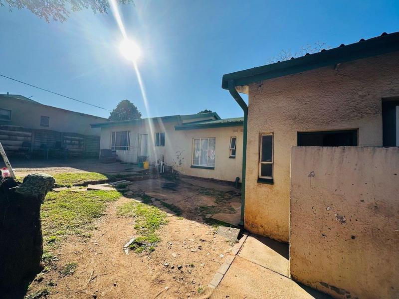 5 Bedroom Property for Sale in Kempton Park West Gauteng