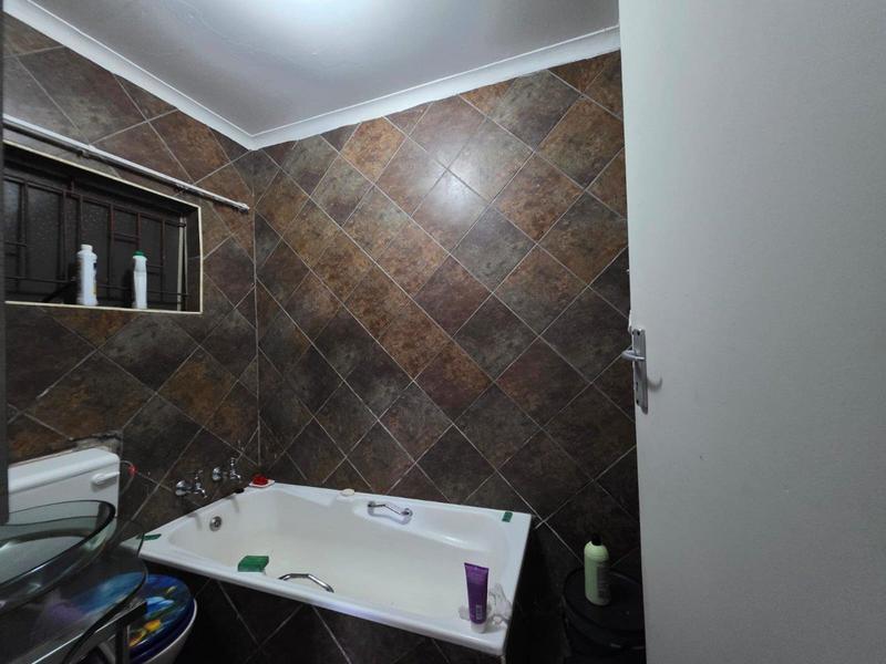 4 Bedroom Property for Sale in Norkem Park Gauteng