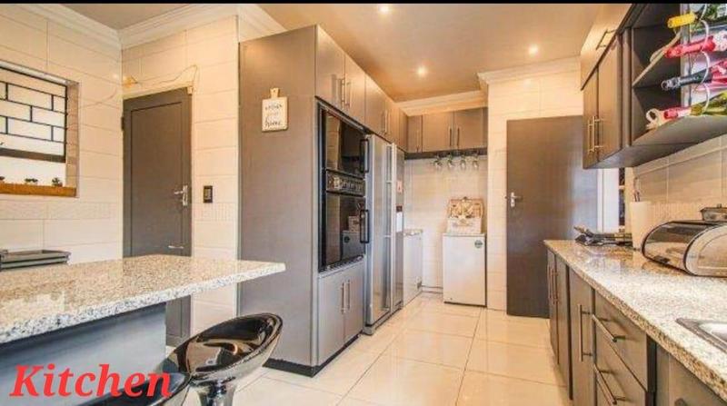 4 Bedroom Property for Sale in Norkem Park Gauteng
