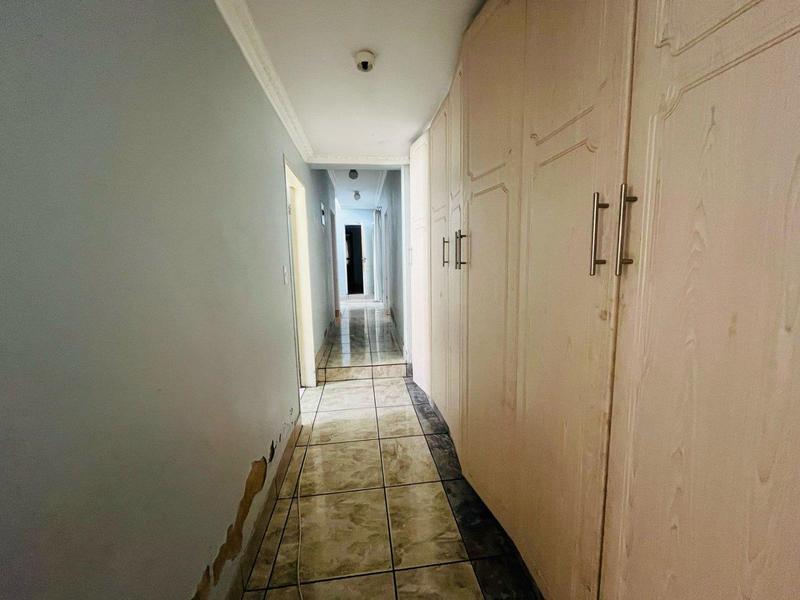 8 Bedroom Property for Sale in Norkem Park Gauteng