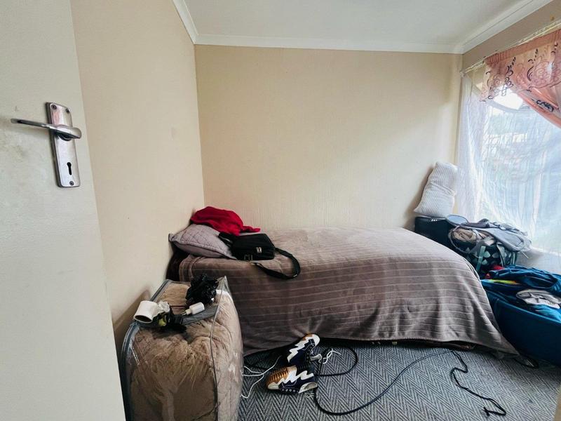 2 Bedroom Property for Sale in Rhodesfield Gauteng