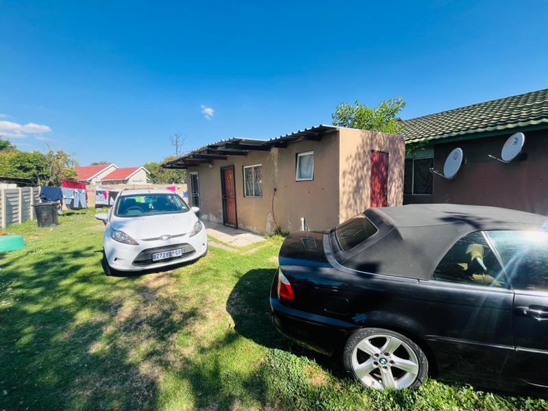 15 Bedroom Property for Sale in Rhodesfield Gauteng