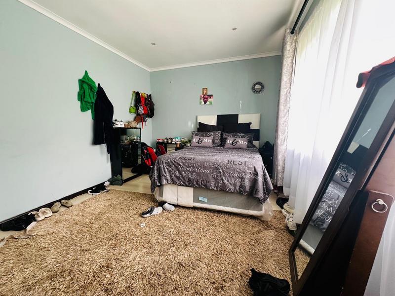 3 Bedroom Property for Sale in Rhodesfield Gauteng