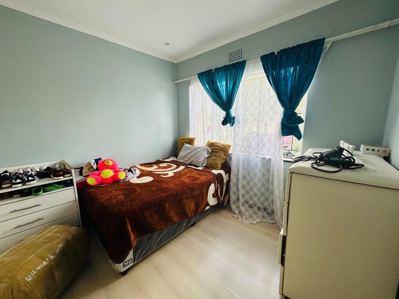 3 Bedroom Property for Sale in Rhodesfield Gauteng
