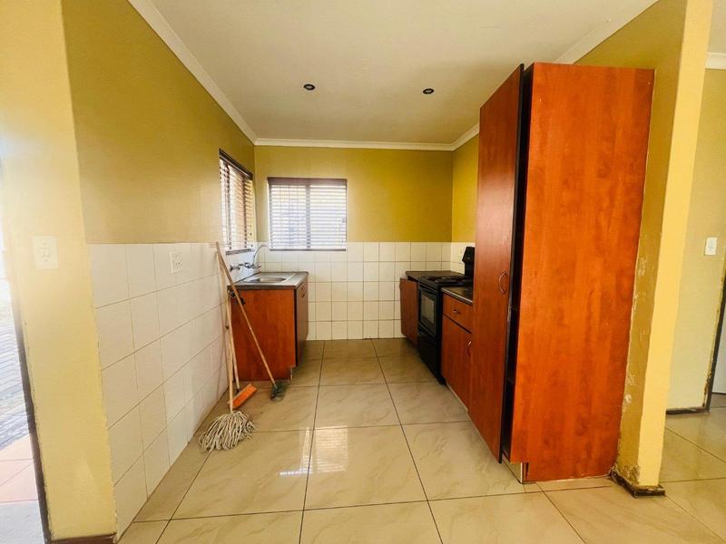 2 Bedroom Property for Sale in Terenure Gauteng