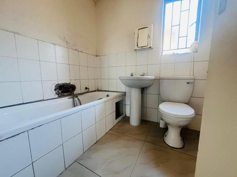 2 Bedroom Property for Sale in Terenure Gauteng