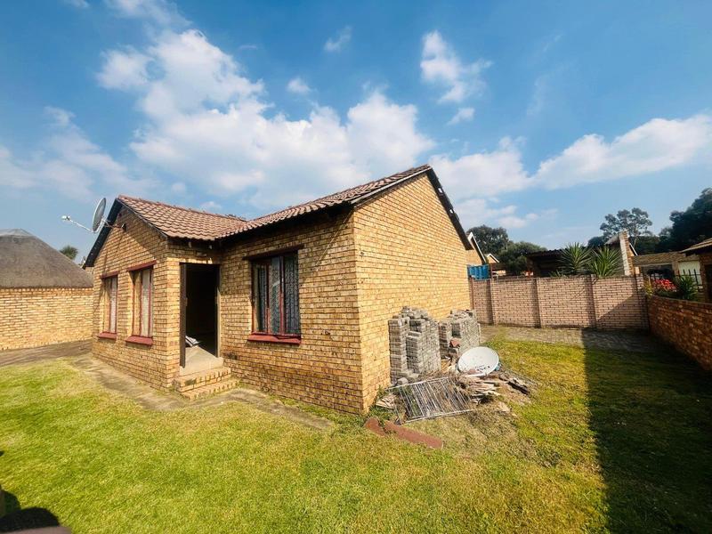 2 Bedroom Property for Sale in Terenure Gauteng