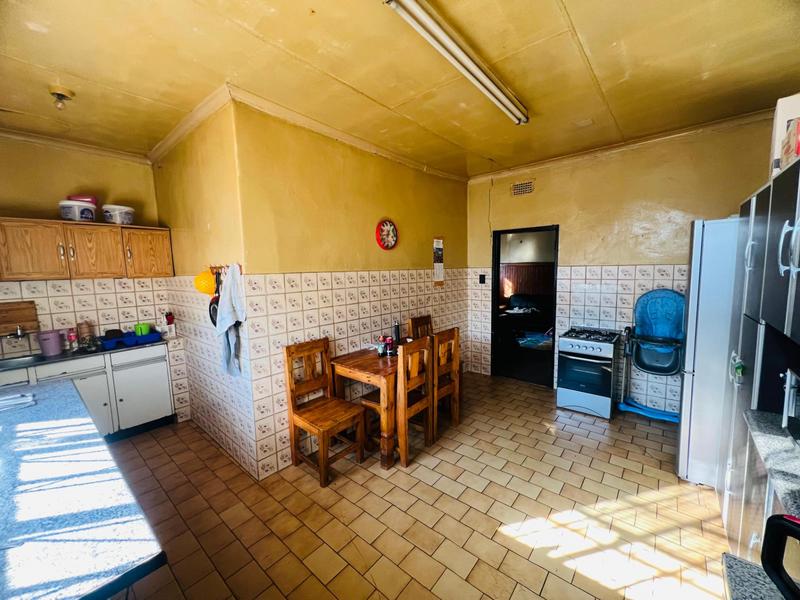 5 Bedroom Property for Sale in Springs Gauteng
