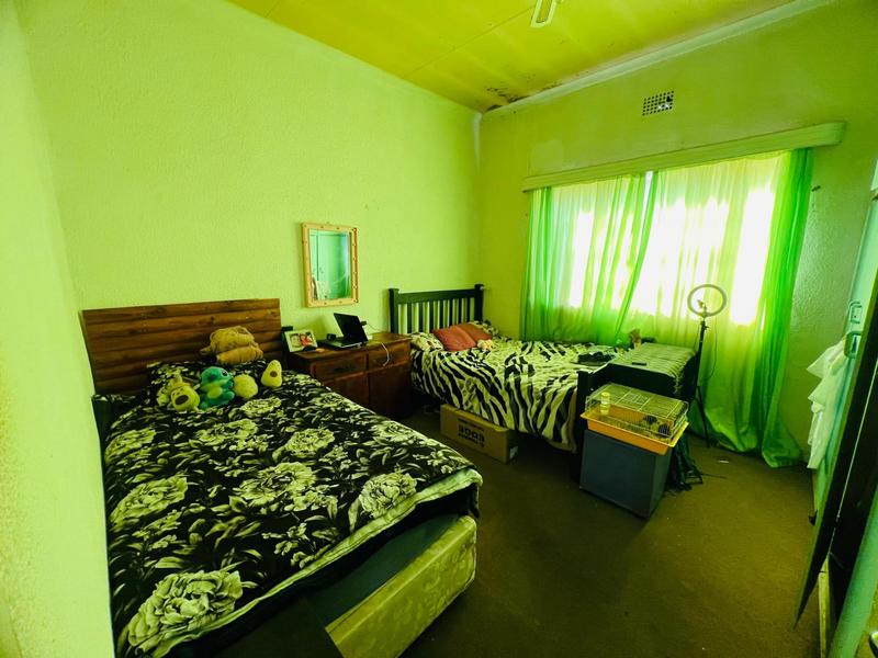 5 Bedroom Property for Sale in Springs Gauteng