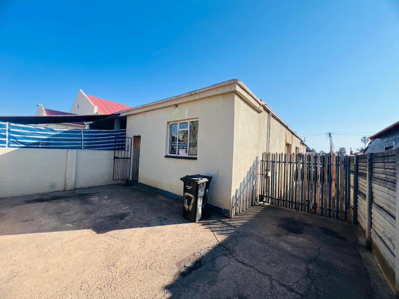 5 Bedroom Property for Sale in Springs Gauteng